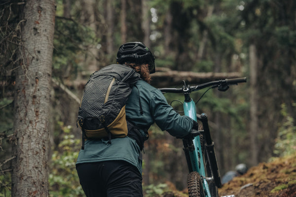 Bike backpack best sale