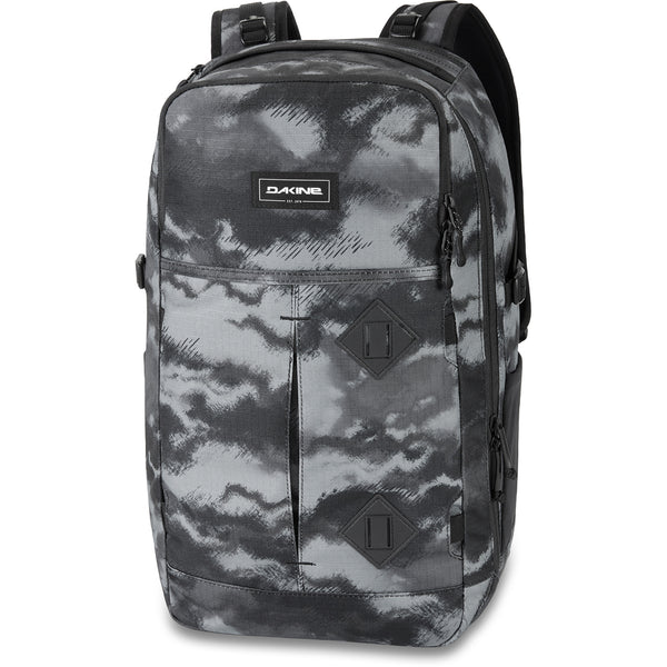 Split camo online backpack